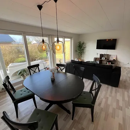 Casa Egevaenget - 400 Meters To Lego House And Shopping