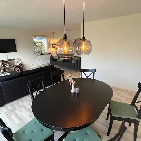 빌라 Casa Egevaenget - 400 Meters To Lego House And Shopping 빌룬드